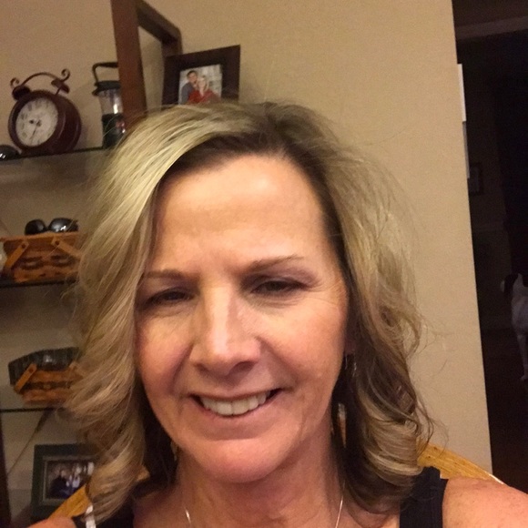 Meet your Posher, Jeannie - Picture 1 of 1